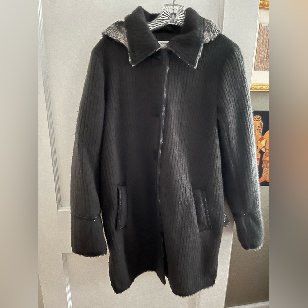 Pendleton gray wool jacket with faux fur lining and detachable hood